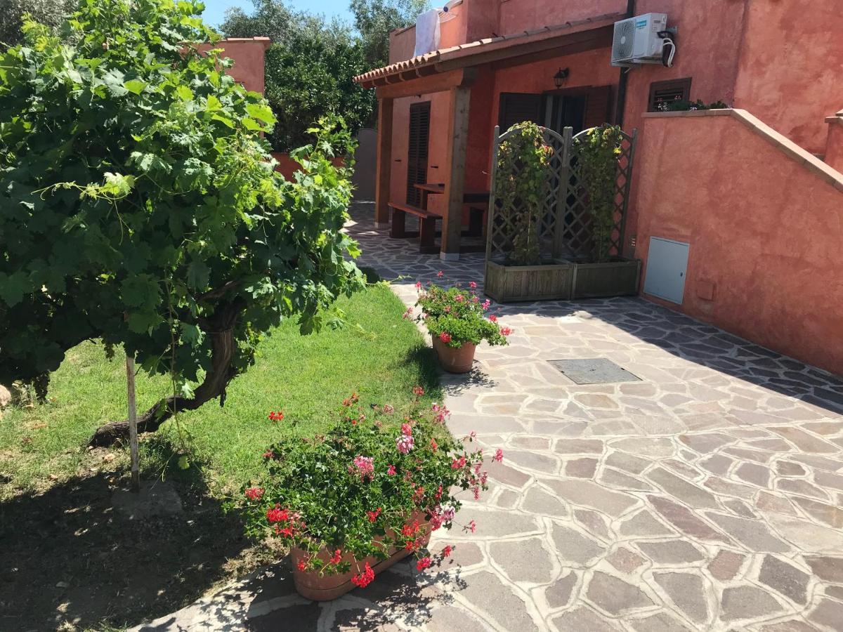 B&B Da Tizy San Teodoro  Zewnętrze zdjęcie